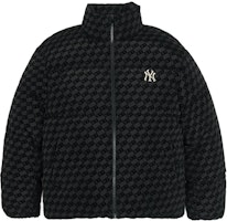 MLB New York Yankees Unisex Black Puffer Jacket Windproof Insulated Zip-Up. 3ADJM1846-50BKS MLB New York Yankees Unisex Black Puffer Jacket Windproof Insulated Zip-Up. 3ADJM1846-50BKS