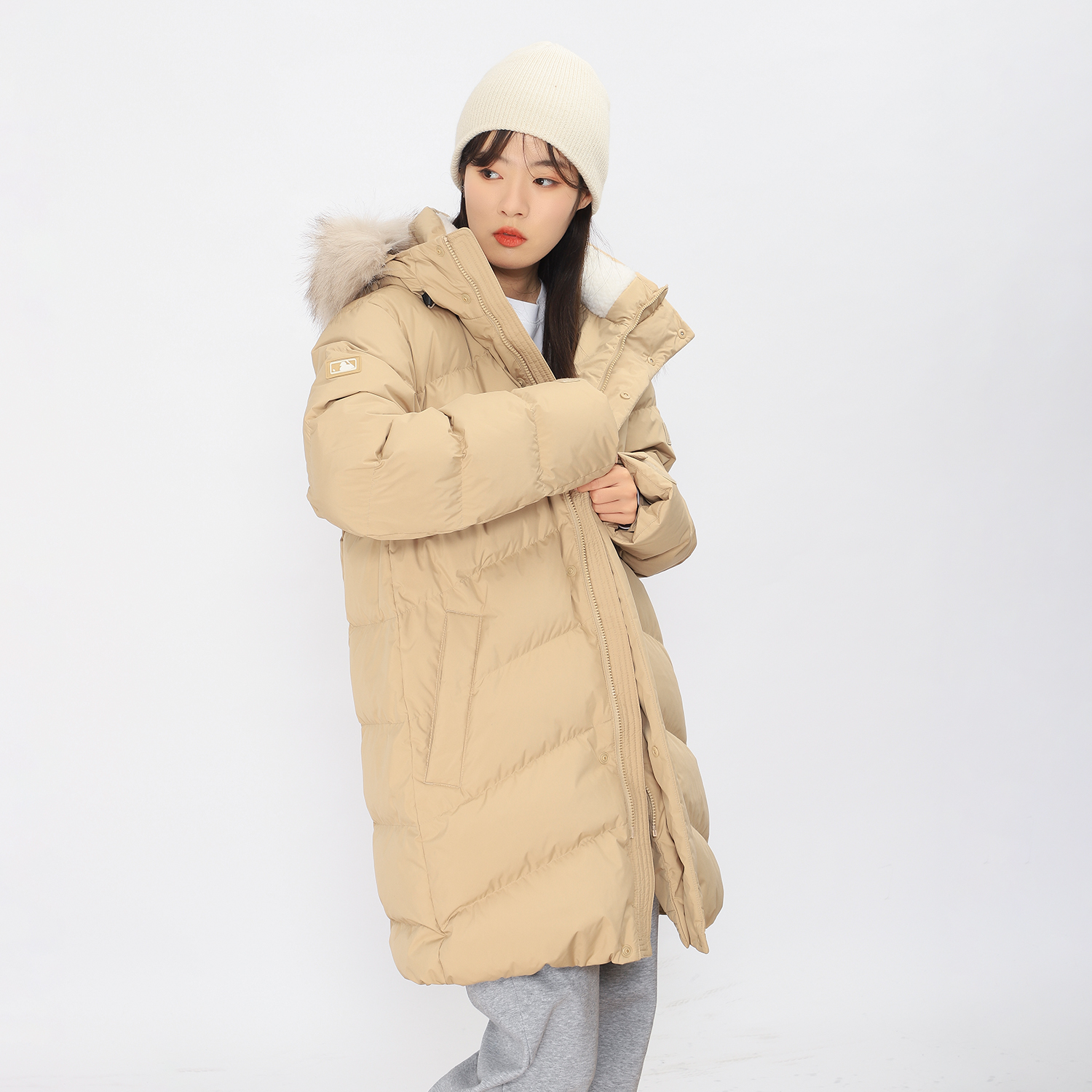 MLB New York Yankees Unisex Long Down Jacket Hoodie Sand Brown 3ADJEC616-43SAS 圖 11