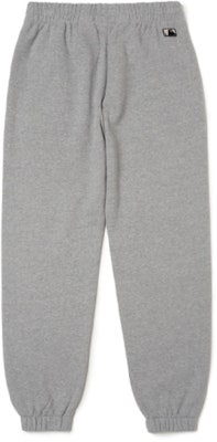 MLB New York Yankees Unisex Loose Fit Jogger Pants - Breathable Gray Sportswear 3APT00216-50MGS Lookbook MLB New York Yankees Unisex Loose Fit Jogger Pants - Breathable Gray Sportswear 3APT00216-50MGS