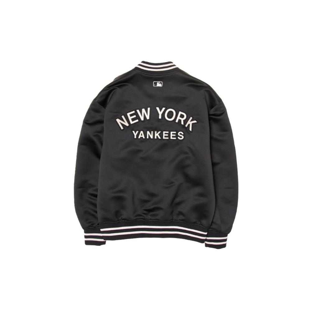 Lookbook MLB 紐約洋基黑色棒球外套 復古長袖男女適用 3AJPV0344-50BKS