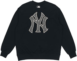 MLB New York Yankees Vintage Logo Crewneck Sweatshirt Unisex Black 3AMTM0114-50BKS MLB New York Yankees Vintage Logo Crewneck Sweatshirt Unisex Black 3AMTM0114-50BKS