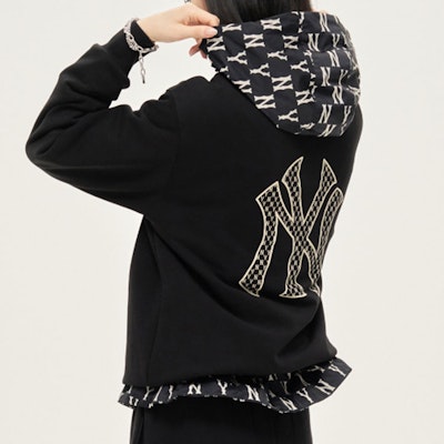 MLB 紐約洋基復古標誌黑色圓領衛衣 男女款 3AMTM0114-50BKS Details for MLB 紐約洋基復古標誌黑色圓領衛衣 男女款 3AMTM0114-50BKS