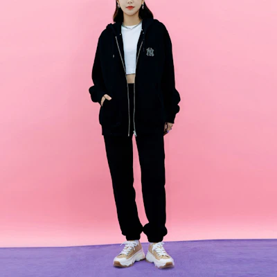 MLB纽约洋基队胸标印花连帽拉链卫衣男女同款黑色夹克. 3ATRB0116-50BKS Shop MLB纽约洋基队胸标印花连帽拉链卫衣男女同款黑色夹克. 3ATRB0116-50BKS