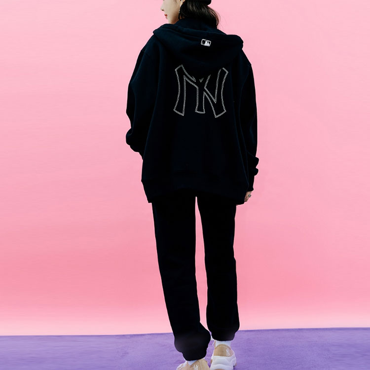 Purchase MLB纽约洋基队胸标印花连帽拉链卫衣男女同款黑色夹克. 3ATRB0116-50BKS