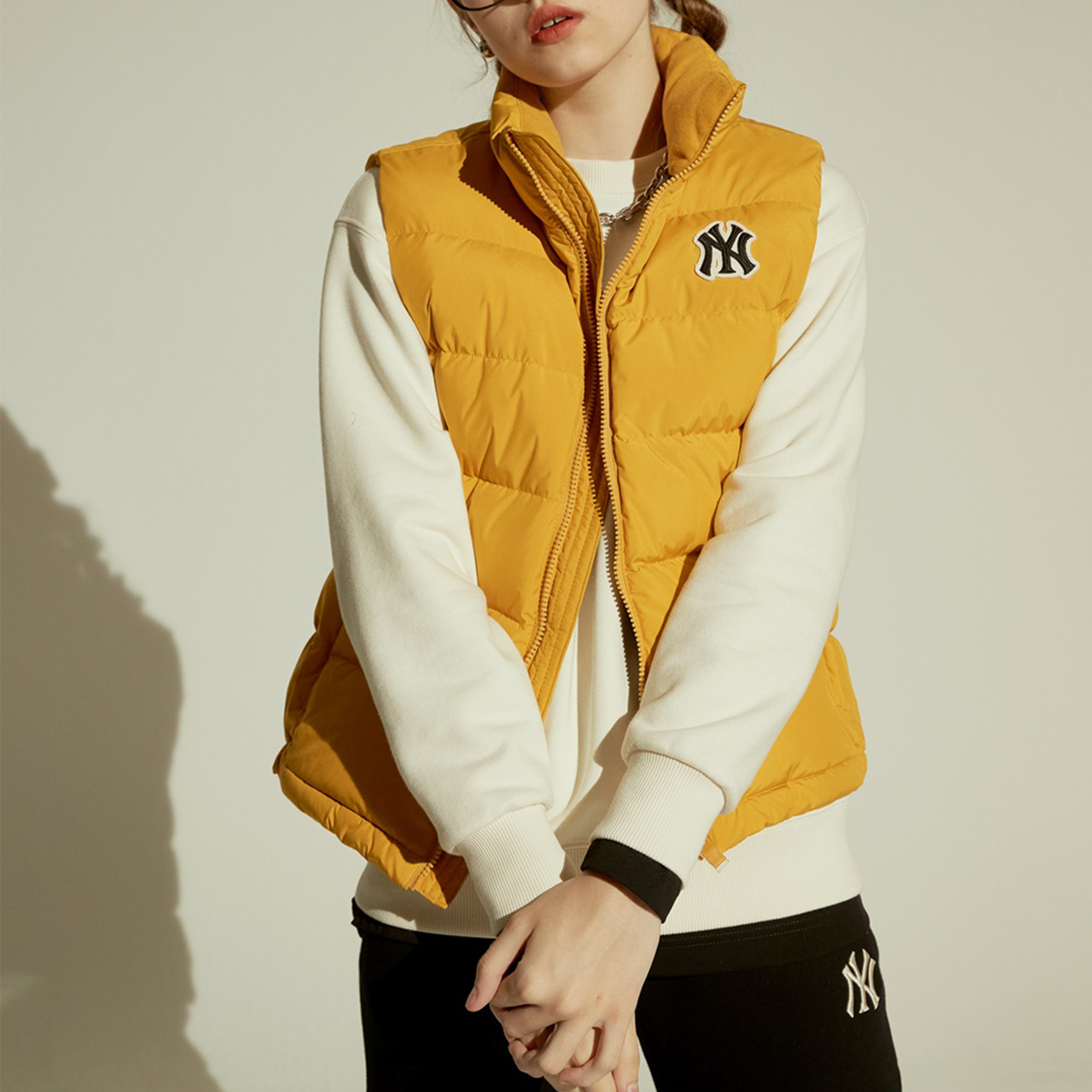 Purchase MLB NY Unisex Rompi Mustard Kuning Puffer dengan Isi Bulu. 31DV01061