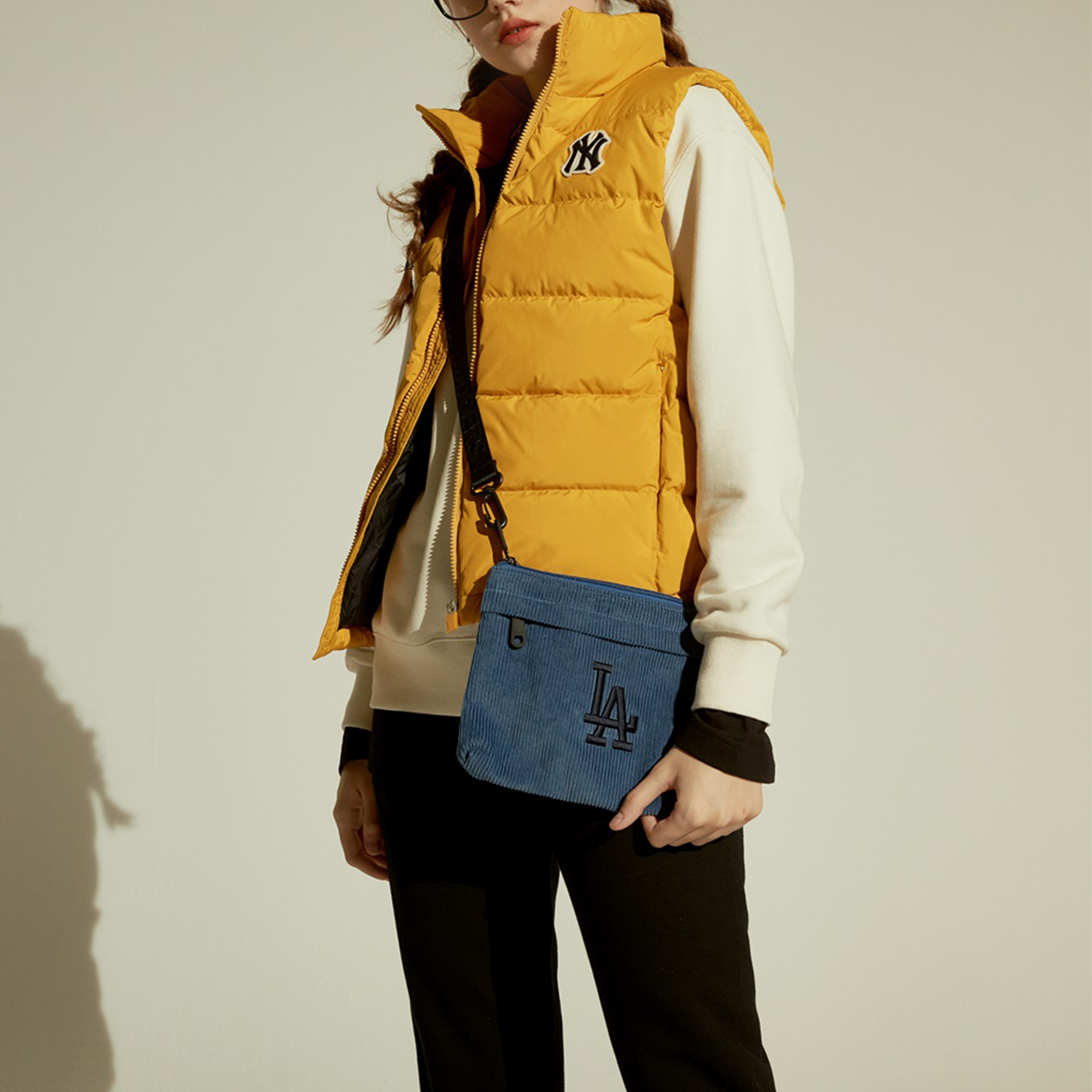 Details for MLB NY Unisex Rompi Mustard Kuning Puffer dengan Isi Bulu. 31DV01061