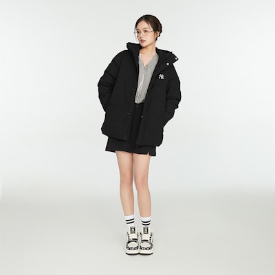 MLB 紐約洋基隊黑色短款羽絨外套 男女通用 - 防風保暖外套 3ADJB2036-50BKS Details for MLB 紐約洋基隊黑色短款羽絨外套 男女通用 - 防風保暖外套 3ADJB2036-50BKS