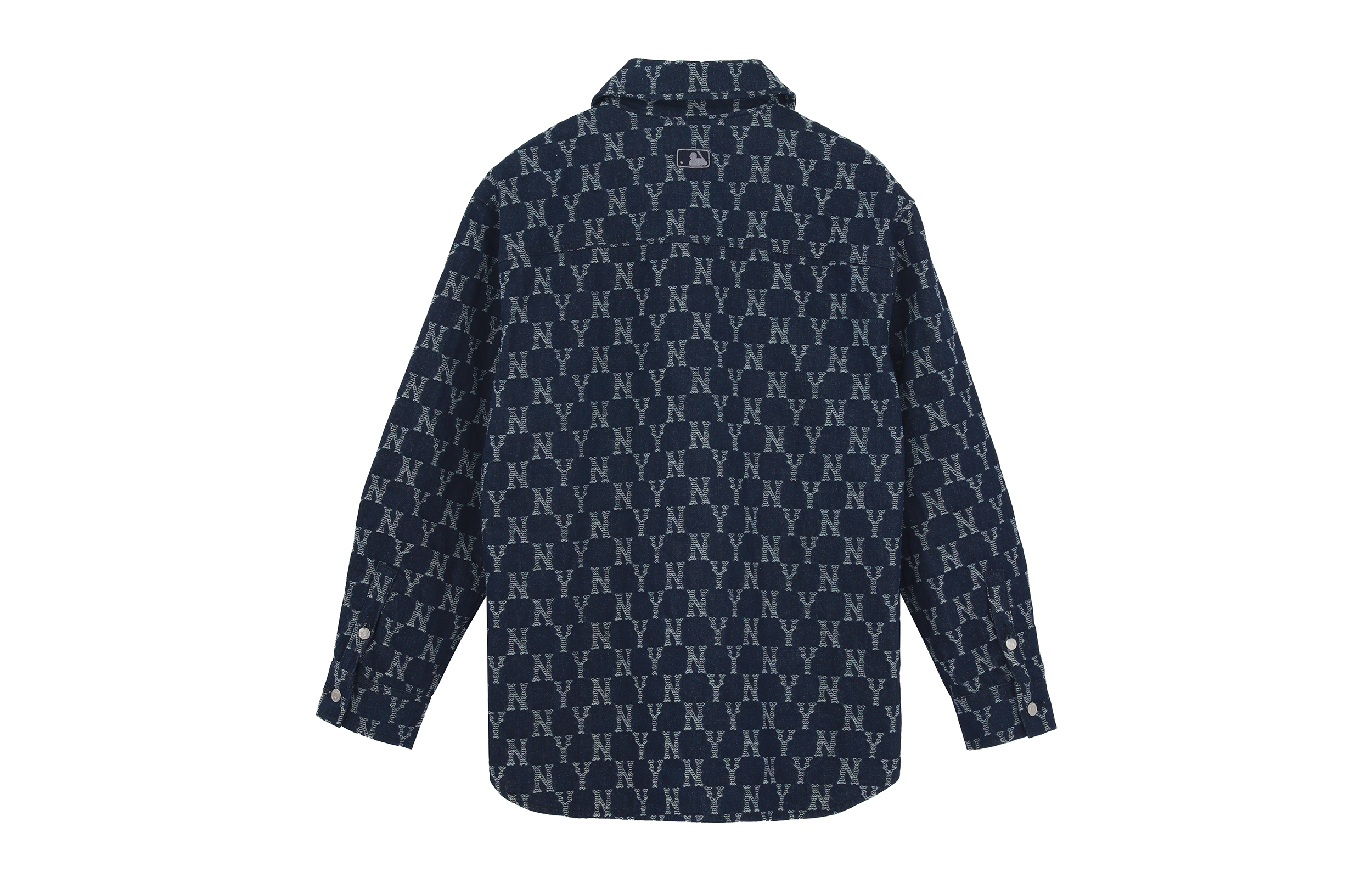 Lookbook Jaket Denim Vintage Monogram MLB NY Yankees FW22 Uniseks Gaya Pasangan Biru 3ADRM0224-50NYD