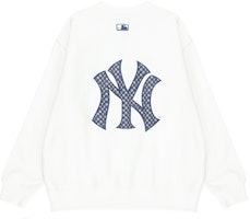 MLB NY Yankees FW22 White Logo Print Crewneck Sweatshirt Unisex. 3AMTM0124-50IVS MLB NY Yankees FW22 White Logo Print Crewneck Sweatshirt Unisex. 3AMTM0124-50IVS