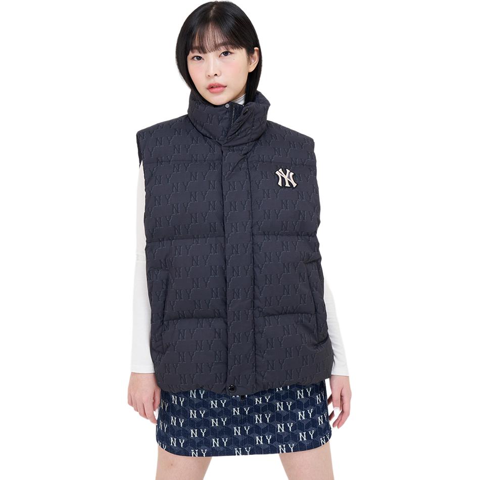 Shop MLB NY Yankees FW23 Monogram Rompi Puffer Unisex Hitam 3ADVM0136-50BKS