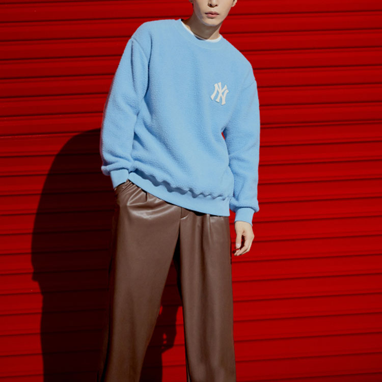 Purchase MLB NY Yankees Logo Fleece Crewneck Sweatshirt Unisex Winter Blue 3AMTF5116-50BLL