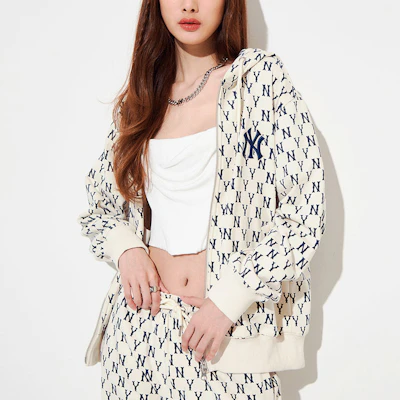 MLB NY Yankees Logo Print Hoodie Cream Unisex Long Sleeve Full-Zip Sweatshirt 3ATRM0121-50CRS Purchase MLB NY Yankees Logo Print Hoodie Cream Unisex Long Sleeve Full-Zip Sweatshirt 3ATRM0121-50CRS