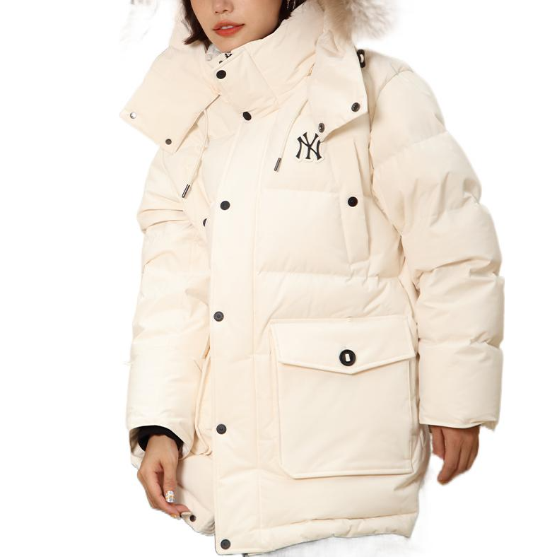 Lookbook MLB NY Yankees Logo White Goose Down Short Puffer Jacket Unisex 3ADJEC826-50CRS