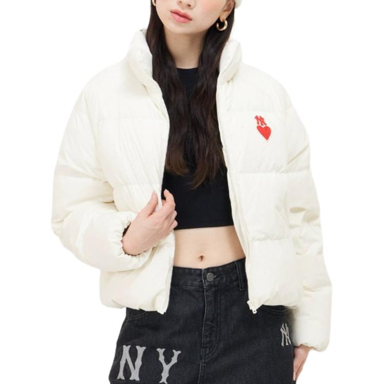 Lookbook MLB 紐約洋基愛心刺繡拉鍊羽絨外套奶油色男女適用款式 3FDJH0136-50CRD