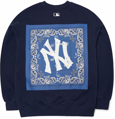 MLB Paisley New York Yankees Crewneck Sweatshirt Navy Unisex Musim Gugur 3AMT53014-50NYD Order MLB Paisley New York Yankees Crewneck Sweatshirt Navy Unisex Musim Gugur 3AMT53014-50NYD