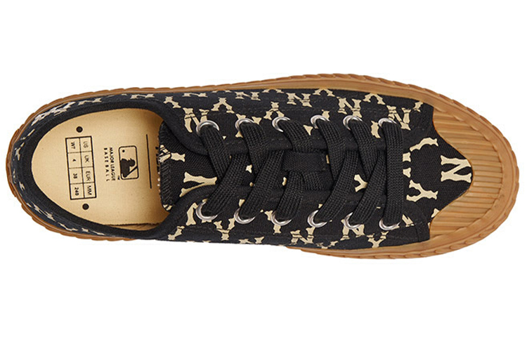 Shop MLB Play Ball Zapatillas Lona Baja 'Negro' 3ACVVC31N-50BKS