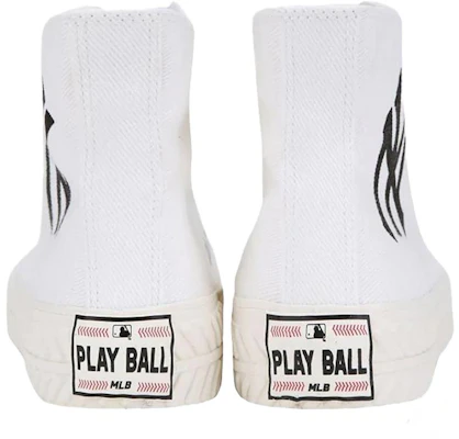 MLB Play Ball New York Yankees High 'White Canvas' 32SHP5911-50W Shop MLB Play Ball New York Yankees High 'White Canvas' 32SHP5911-50W