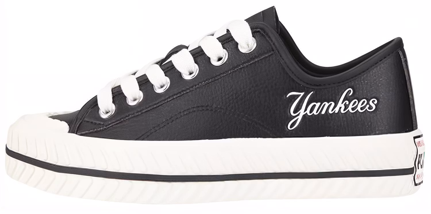 mlb-play-ball-new-york-yankees-low-black-32-shp-3911-50-l