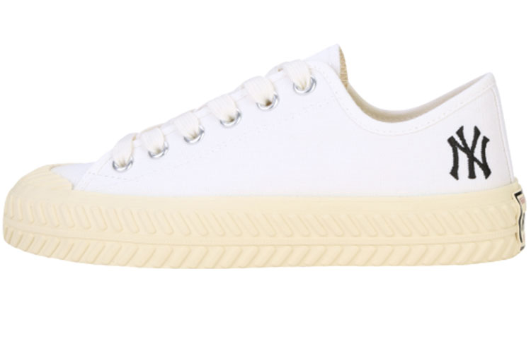 MLB Play Ball Yankees 'White Black'