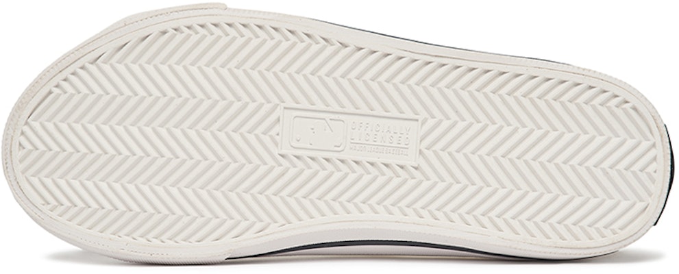 MLB Playball High 'Monogram Putih' 3ACVCMM2N-50GRS Details for MLB Playball High 'Monogram Putih' 3ACVCMM2N-50GRS