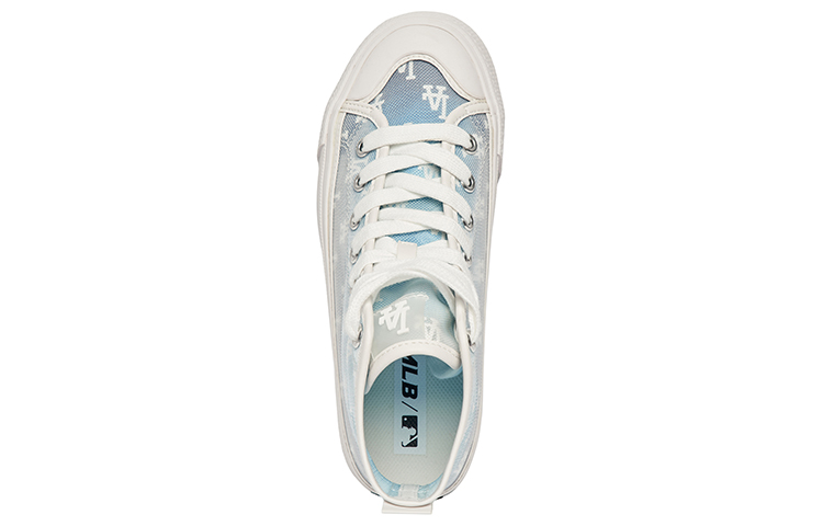 Shop MLB Playball High '白色蓝色字母印花' 高帮鞋 3ACVCMM2N-07BLS