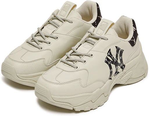 MLB复古低帮鞋'米黑色老爹鞋' 3ASHCM11N-50BKS Lookbook MLB复古低帮鞋'米黑色老爹鞋' 3ASHCM11N-50BKS