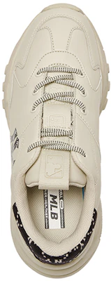 MLB复古低帮鞋'米黑色老爹鞋' 3ASHCM11N-50BKS Shop MLB复古低帮鞋'米黑色老爹鞋' 3ASHCM11N-50BKS