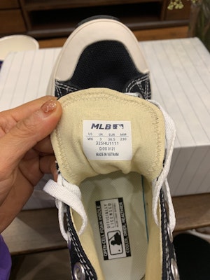 MLB Slip-On 'Ringan' 32SHU1111 Order MLB Slip-On 'Ringan' 32SHU1111