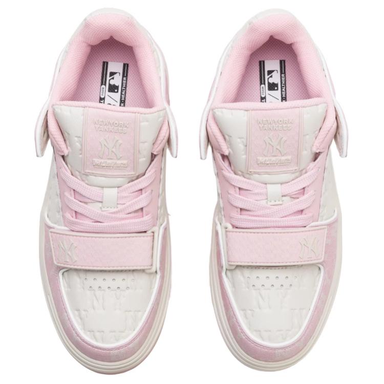 Shop MLB低帮粉白色休闲鞋 3ASXCMM4N-50PKS