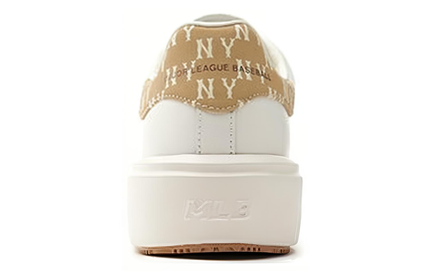 Shop MLB Sneaker Rendah 'Putih' 3ASXCCH3N-50SAL