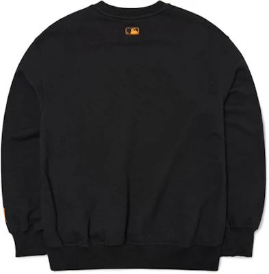 MLB SS22 Detroit Tigers Year of the Tiger Black Graphic Crewneck Unisex Sweater 3AMTD0121-46BKS Lookbook MLB SS22 Detroit Tigers Year of the Tiger Black Graphic Crewneck Unisex Sweater 3AMTD0121-46BKS