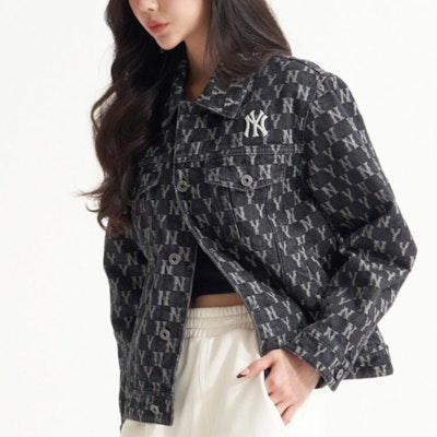 MLB SS22 New York Yankees All-Over Print Denim Jacket Unisex Grey. 3ADKM0121-50GRD Shop MLB SS22 New York Yankees All-Over Print Denim Jacket Unisex Grey. 3ADKM0121-50GRD