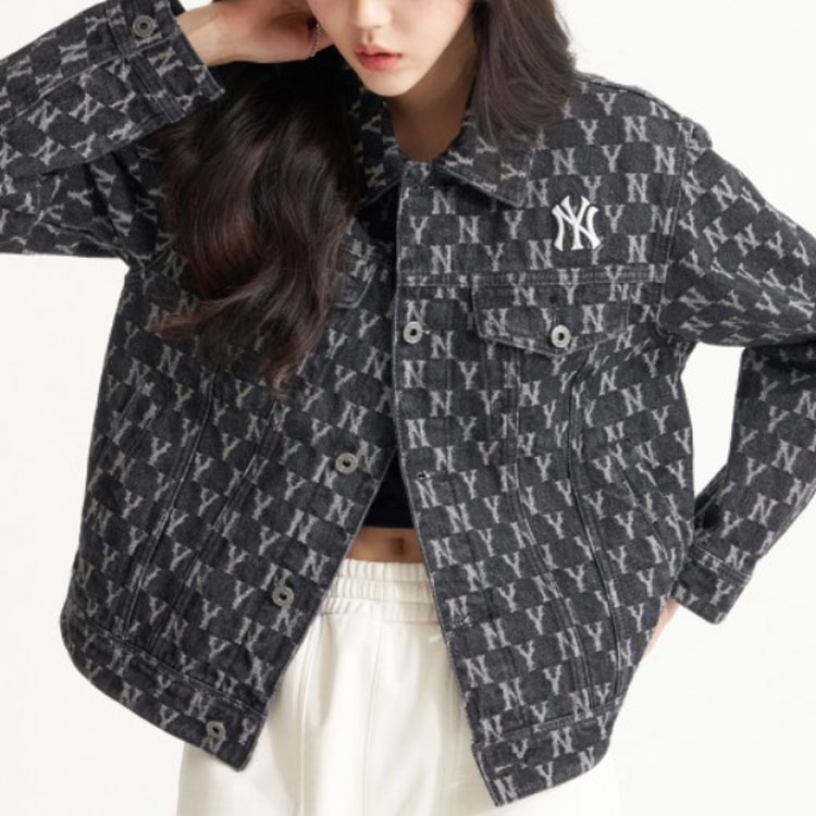 Details for MLB SS22 紐約洋基全版印花牛仔外套 男女灰色款。 3ADKM0121-50GRD