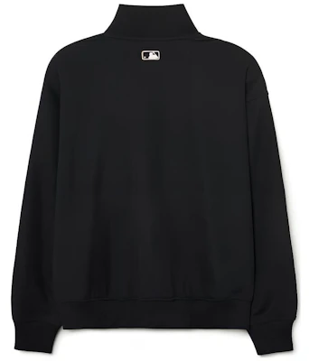 MLB SS23 New York Yankees Logo Track Jacket Unisex Black 3ATRB0731-50BKS Lookbook MLB SS23 New York Yankees Logo Track Jacket Unisex Black 3ATRB0731-50BKS