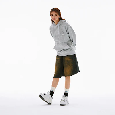 MLB SS24 波士頓紅襪標誌印花灰色連帽衫 男女款 初春時尚 3AHDM0141-43MGS 1