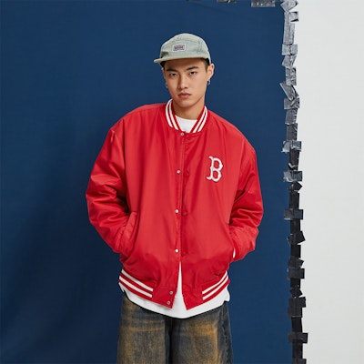 MLB SS24 ボストンレッドソックス ルナーニューイヤーカートゥーンジャケット 赤 男女兼用 春秋用 3AJPQ0141-43RDS Sizing MLB SS24 ボストンレッドソックス ルナーニューイヤーカートゥーンジャケット 赤 男女兼用 春秋用 3AJPQ0141-43RDS