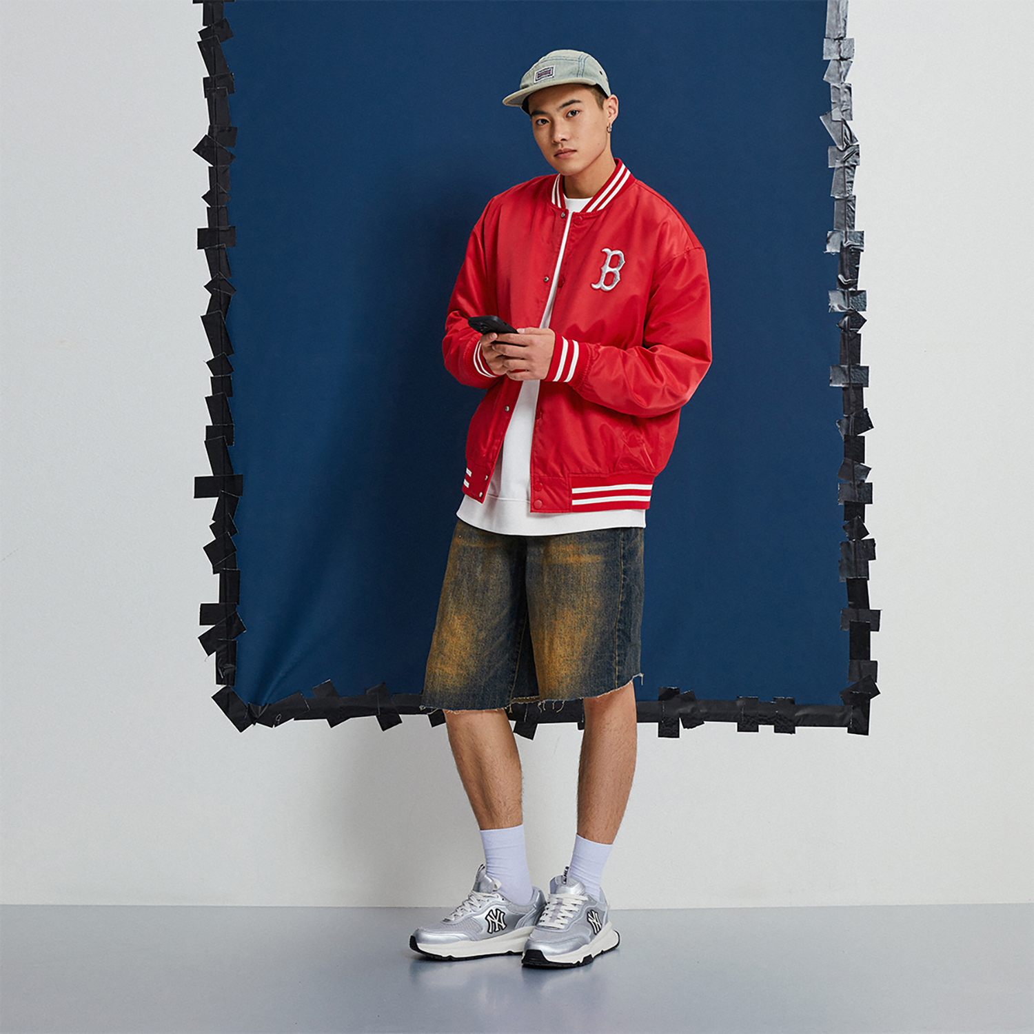 Cheap MLB SS24 ボストンレッドソックス ルナーニューイヤーカートゥーンジャケット 赤 男女兼用 春秋用 3AJPQ0141-43RDS