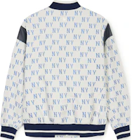 Lookbook MLB SS24 Jaket Baseball Unisex Logo New York Yankees Full Cream. 3AJPM0141-50CRS