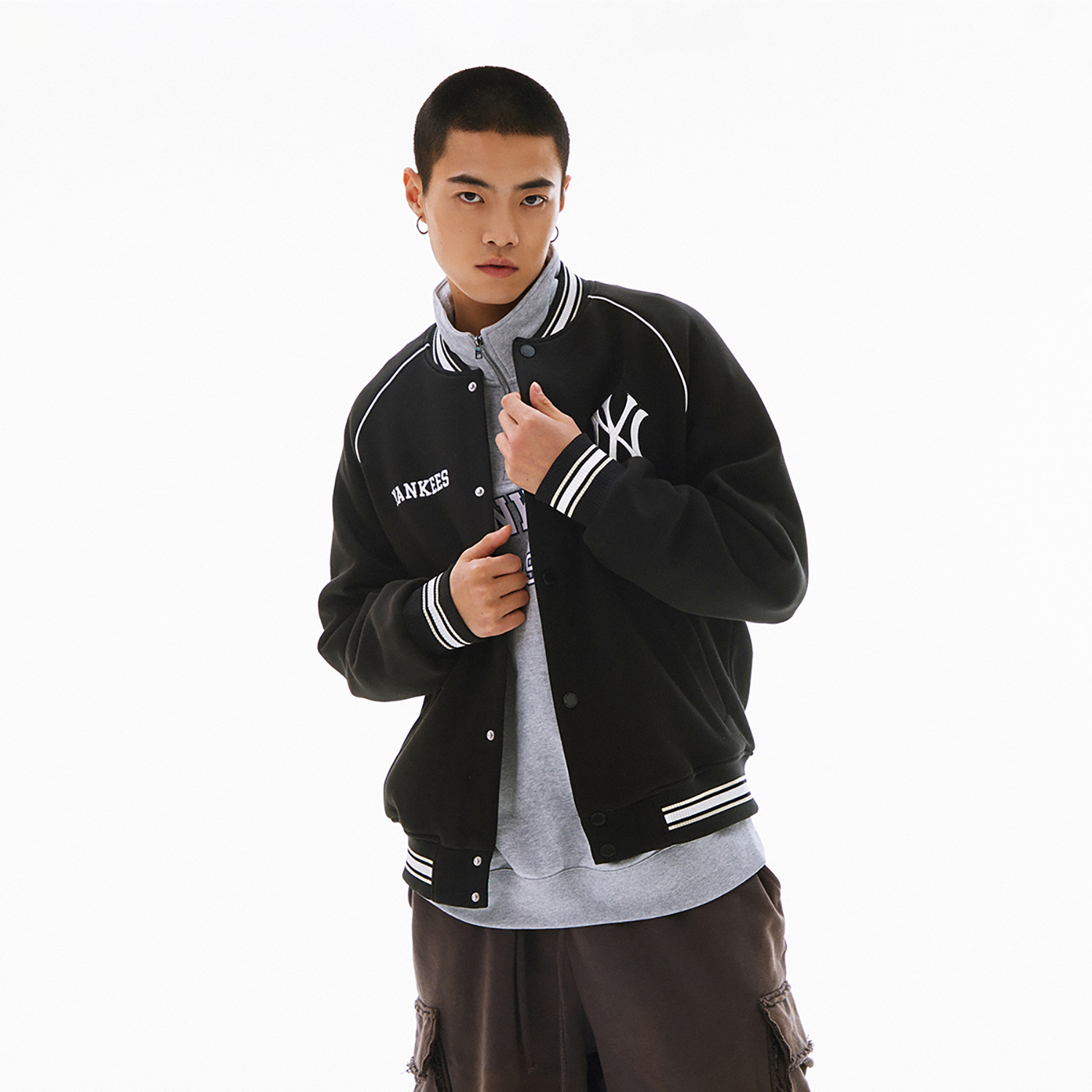 Cheap MLB SS24 ニューヨークヤンキース レタープリント ベースボールジャケット ユニセックス ブラック 3AJPV0841-50BKS