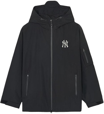 MLB SS24 紐約洋基隊標誌連帽外套 男女款 黑色 3AWJB0341-50BKS Lookbook MLB SS24 紐約洋基隊標誌連帽外套 男女款 黑色 3AWJB0341-50BKS