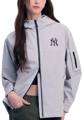 MLB SS24 Sudadera Chaqueta Capucha Zip Yankees Logo Reflectante Unisex Gris Claro 3AWJB0341-50GRL Details for MLB SS24 Sudadera Chaqueta Capucha Zip Yankees Logo Reflectante Unisex Gris Claro 3AWJB0341-50GRL