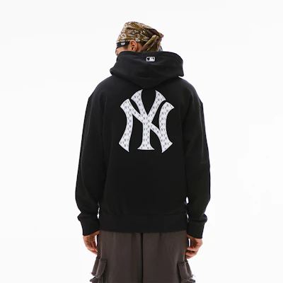 MLB SS24 紐約洋基復古標誌連帽衫 黑色 男女春季早春時尚 3AHDM0141-50BKS Shop MLB SS24 紐約洋基復古標誌連帽衫 黑色 男女春季早春時尚 3AHDM0141-50BKS