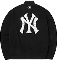 Lookbook MLB SS24 New York Yankees Retro Monogram Stand Collar Jacket Unisex Black 3ATRM0441-50BKS