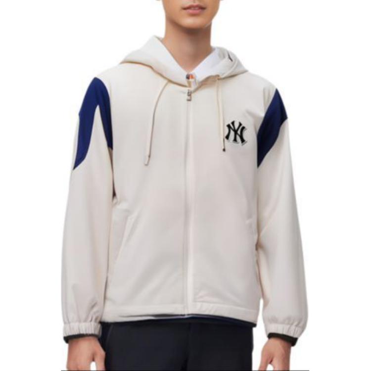 Shop MLB SS24 Hoodie Patchwork Logo NY Yankees Unisex Warna Cream. 3AWJV0343-50CRS