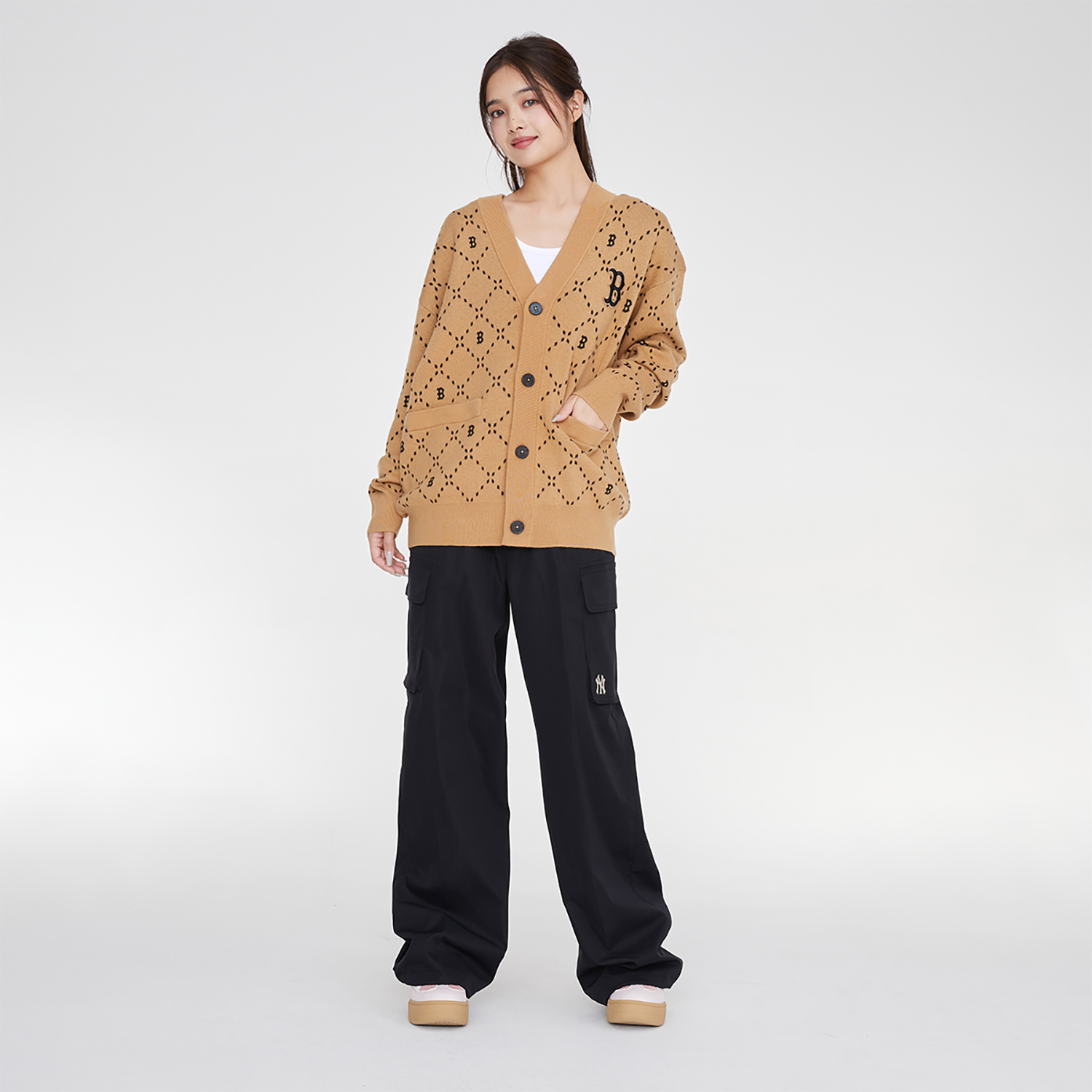 Cheap MLB 復古紋理寬鬆長袖針織衫 中性款 - 淺駝米色 3AKCM0134-43CAL