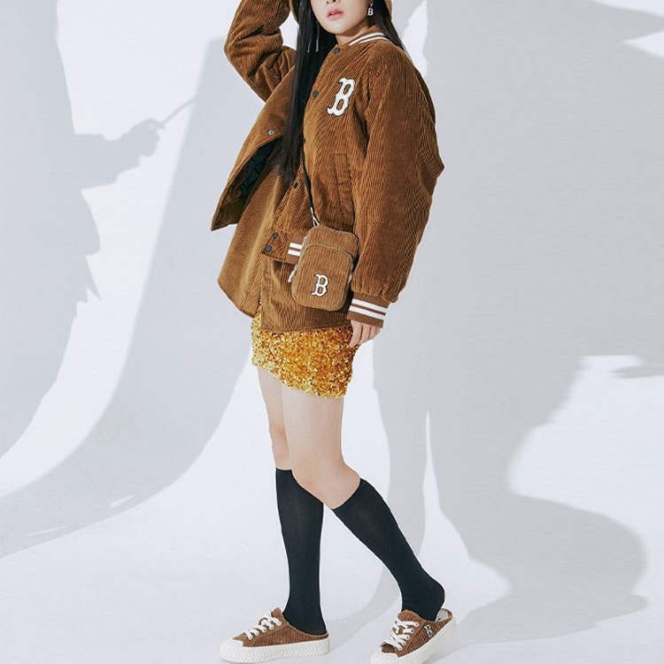Shop MLB 남녀공용 코듀로이 야구 재킷 베이지 - 편안한 릴렉스 핏. 3AJP02016-43BRS