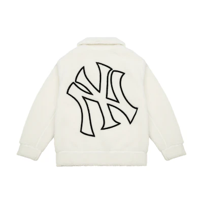 MLB Unisex Cream Sherpa Jacket with Solid Logo Print. 3AJPF0216-50CRS
