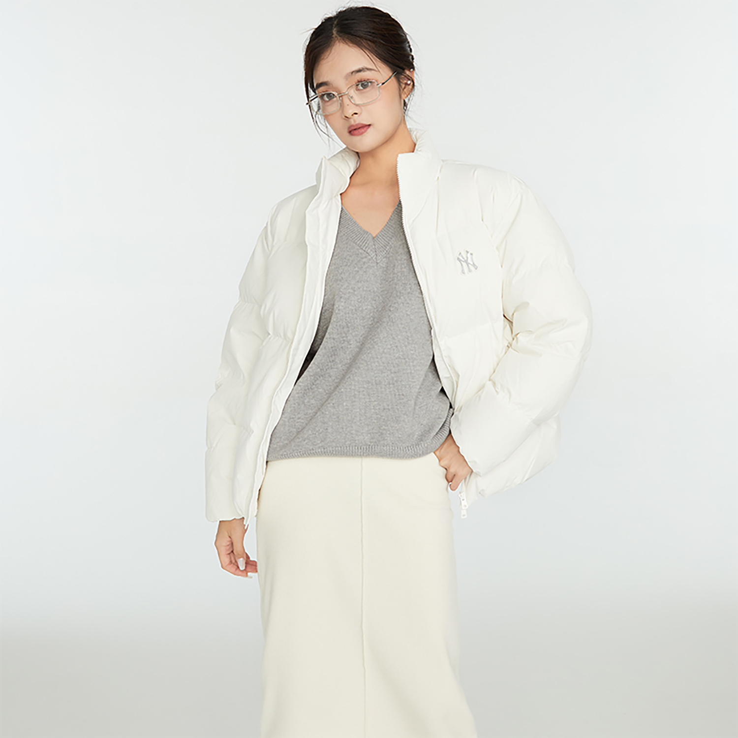 Purchase MLB 男女米白色純色LOGO拉鍊羽絨外套 3ADJB0336-50CRS