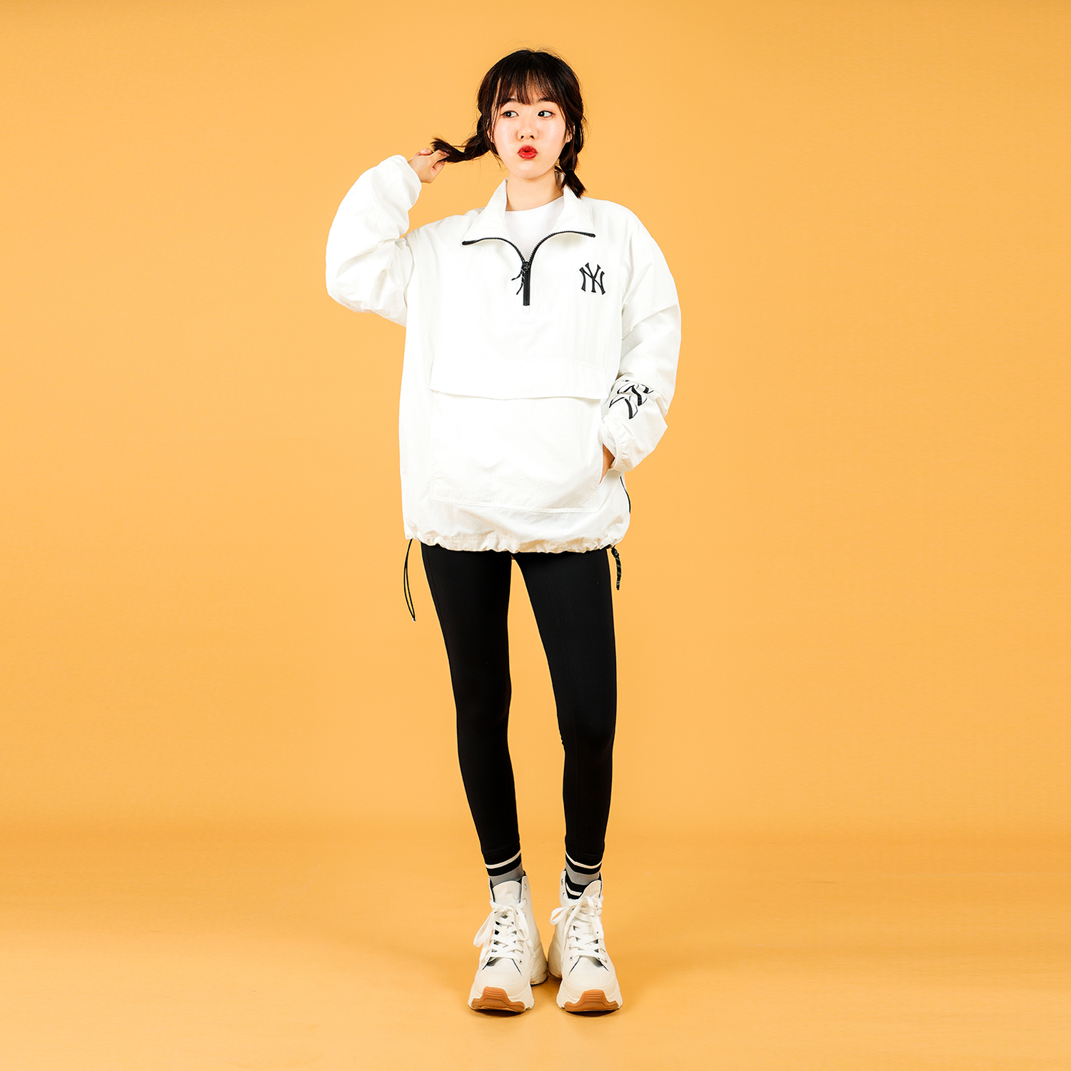 Shop MLB Unisex Half-Zip Baseball Track Jacket White Long Sleeve 31JPU6131-50W