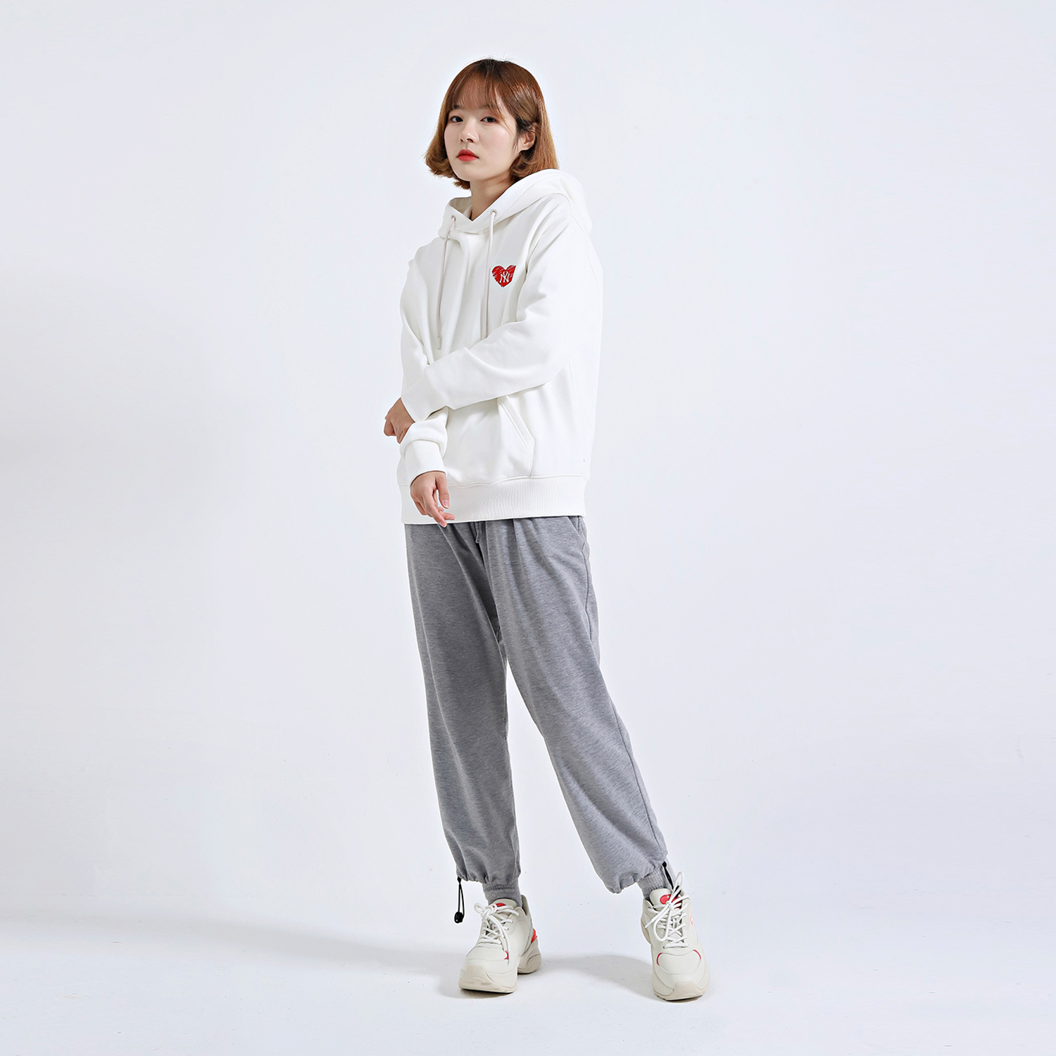 Purchase MLB Putih Unisex Sweatshirt Bordir Hati 31HDL1111-50I